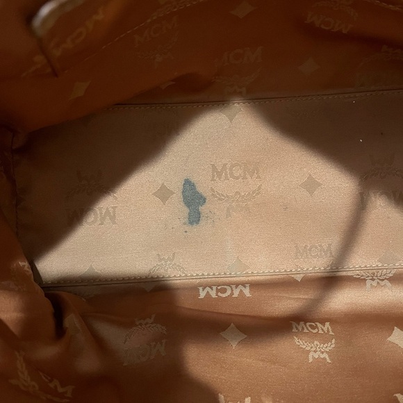 MCM COGNAC VISETOS TOTE - Picture 11 of 16